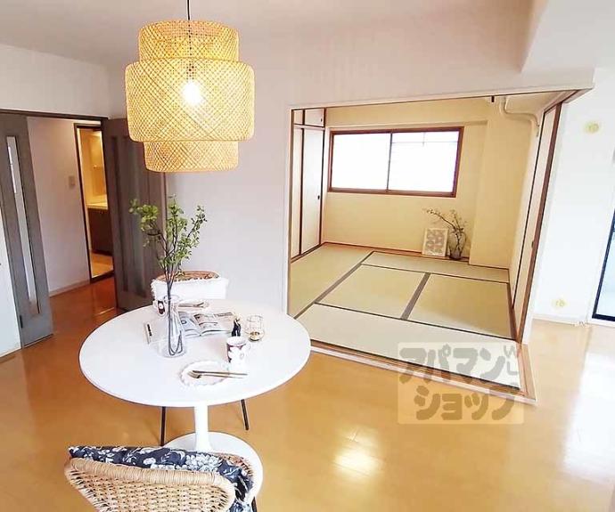 【シャルマンコーポ山科椥辻】間取