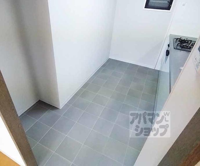 【シャルマンコーポ山科椥辻】間取