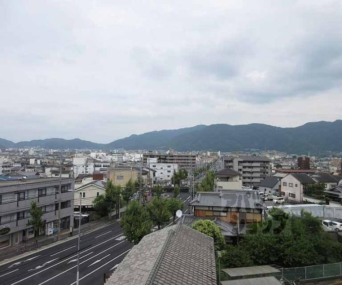 【ロイヤルハイツ秀】間取