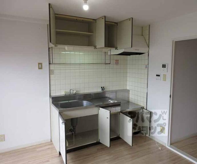 【ロイヤルハイツ秀】間取