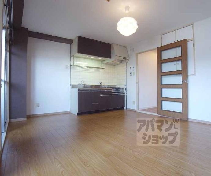 【ロイヤルハイツ秀】間取