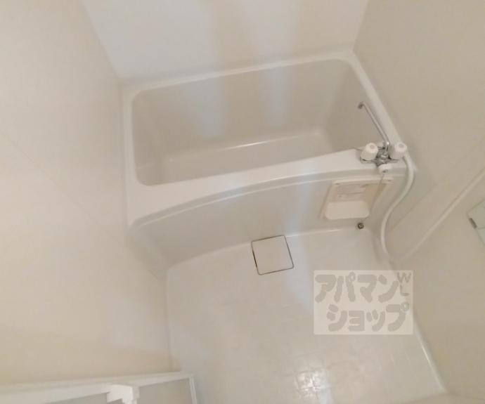 【アマルフィ山科】間取