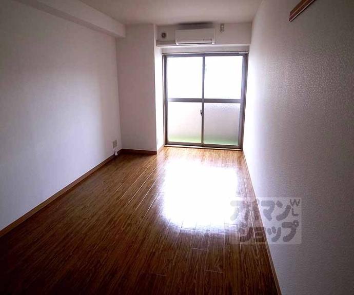 【アマルフィ山科】間取