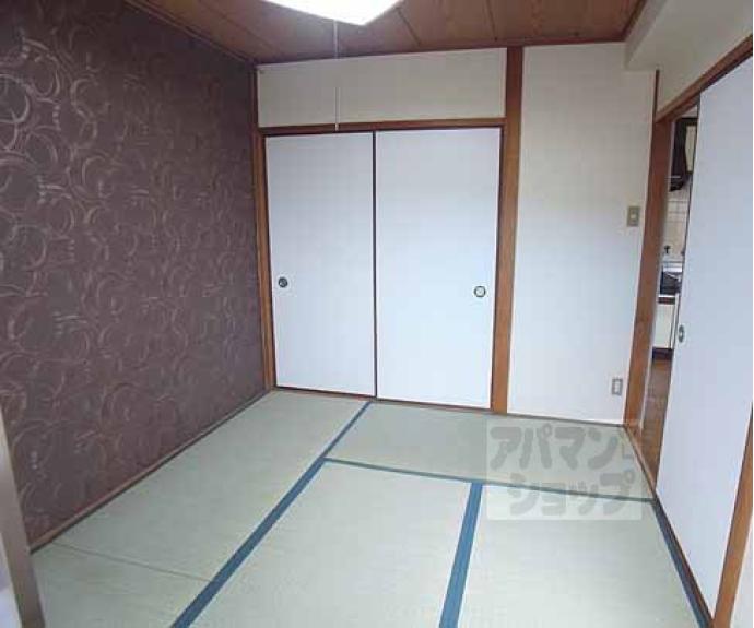 【ヴィラ勧修寺】間取
