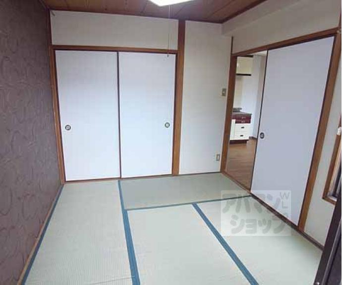 【ヴィラ勧修寺】間取