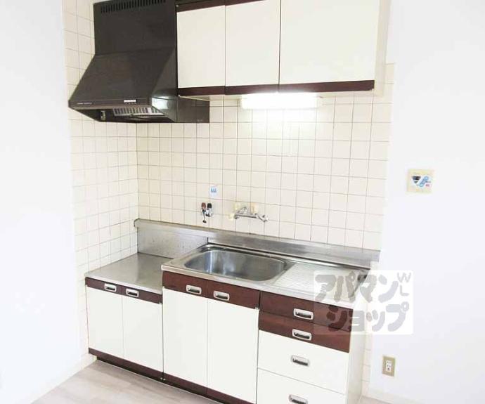 【ヴィラ勧修寺】間取