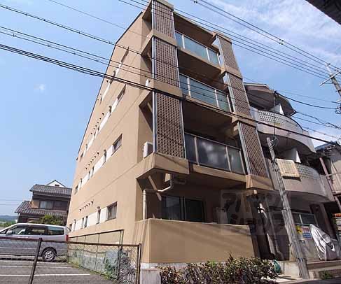 ヴィヴィ　モラド