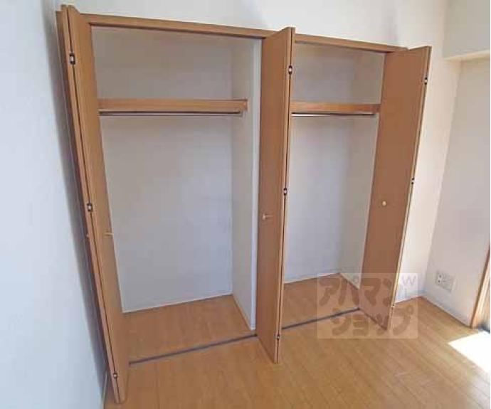 【ヴィヴィ　モラド】間取