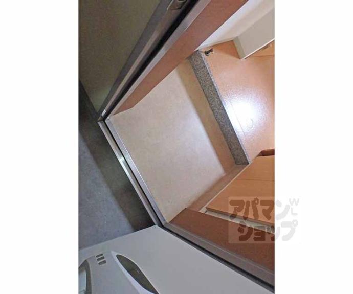 【ヴィヴィ　モラド】間取