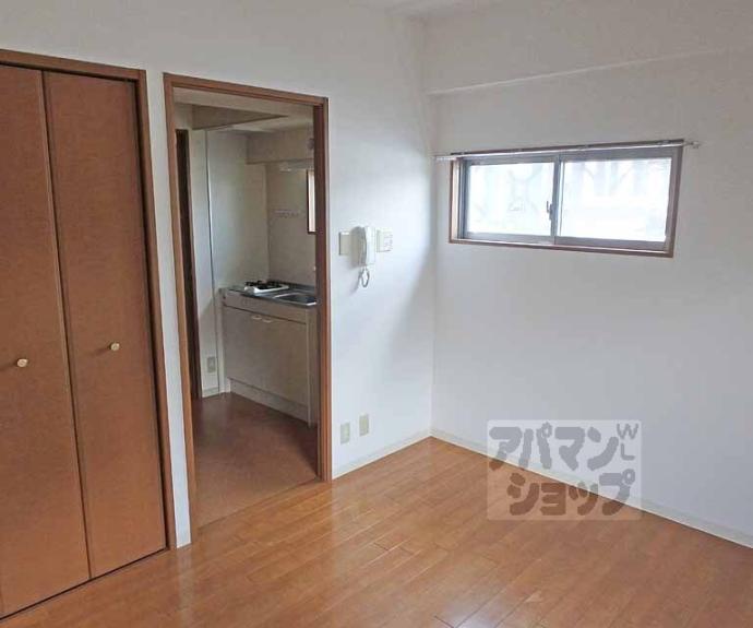 【ヴィヴィ　モラド】間取