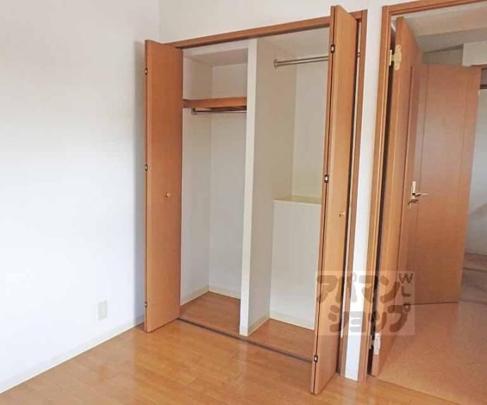 【ヴィヴィ　モラド】間取