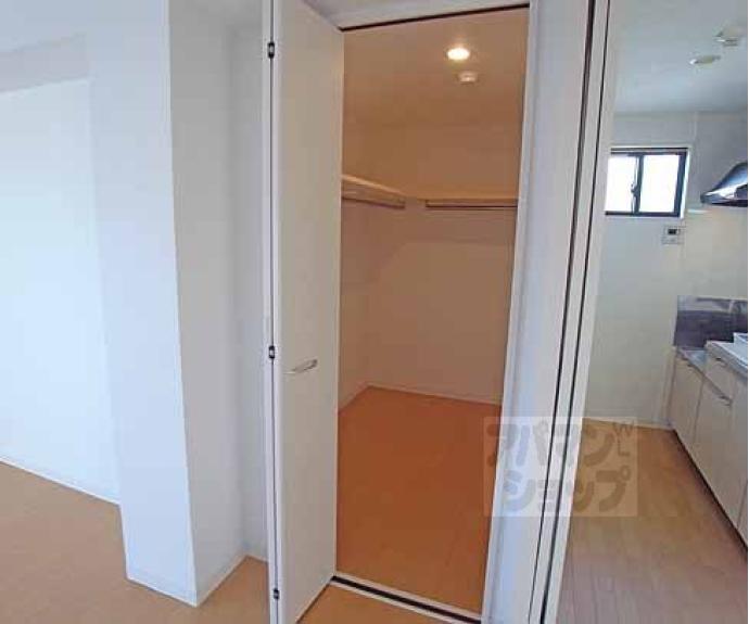 【Ｐａｌａｃｅ－Ｎ・御陵】間取