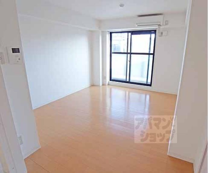 【Ｐａｌａｃｅ－Ｎ・御陵】間取