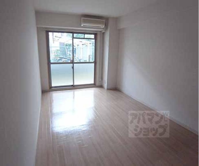 【FOUR SEASONS】間取