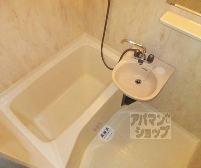 【プルミエール勧修寺】間取