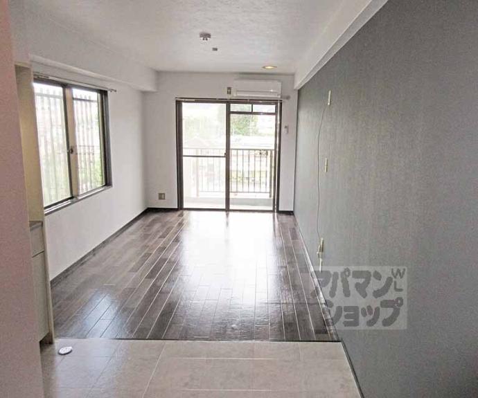 【プルミエール勧修寺】間取