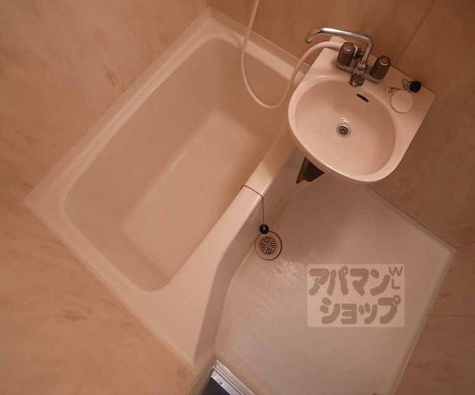 【プルミエール勧修寺】間取