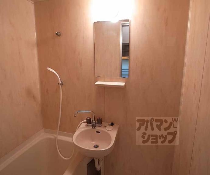 【プルミエール勧修寺】間取