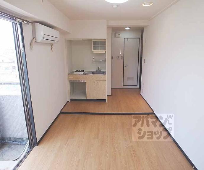 【プルミエール勧修寺】間取