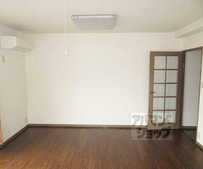 【京阪四ノ宮アバンギャルド】間取