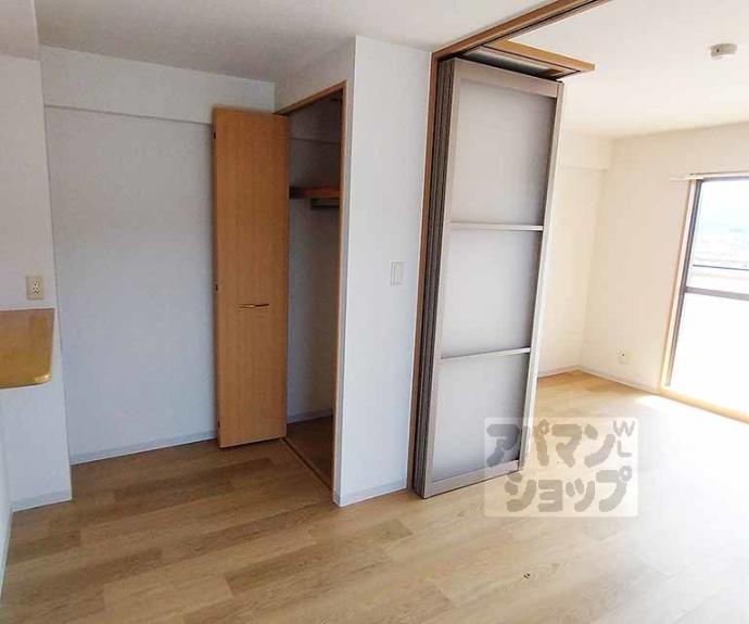 【コンフォーレ栗栖野】間取