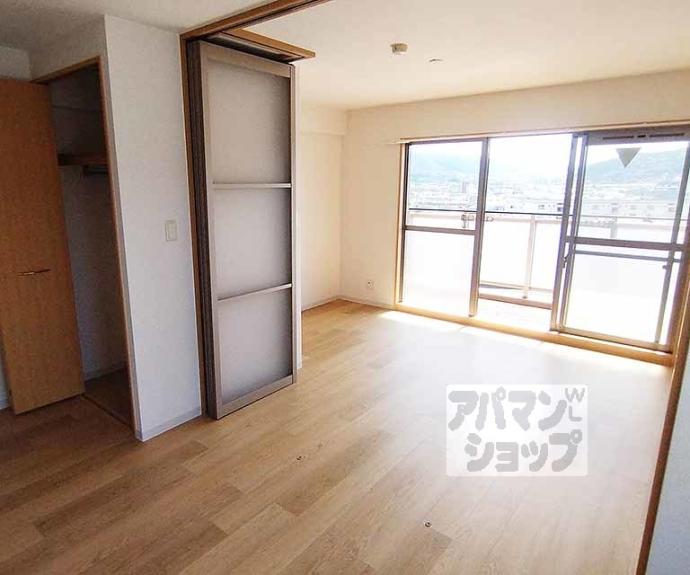 【コンフォーレ栗栖野】間取