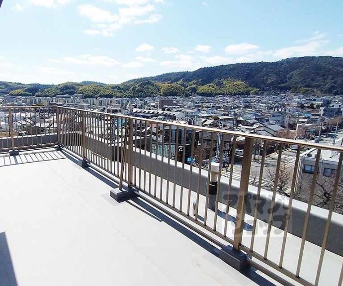 【コンフォーレ栗栖野】間取