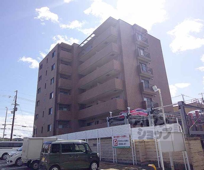 【コンフォーレ栗栖野】間取