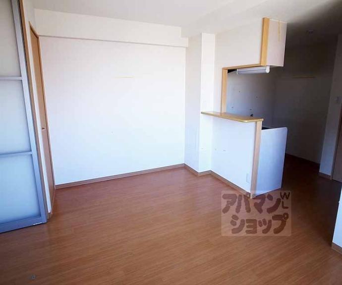 【コンフォーレ栗栖野】間取