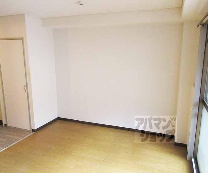 【ビュウ矢倉】間取