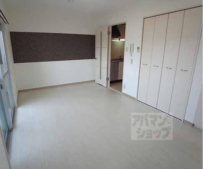 【パラッツォ　ディ　モデルノ】間取
