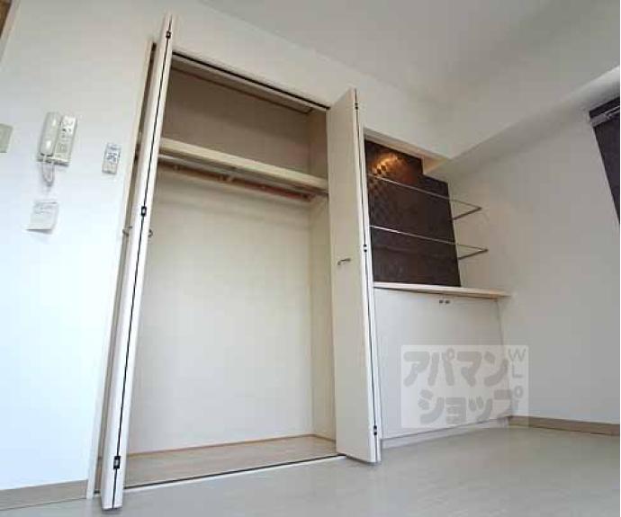 【パラッツォ　ディ　モデルノ】間取