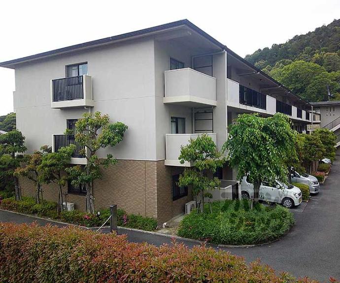 【ハーティス山科御陵Ａ棟】間取