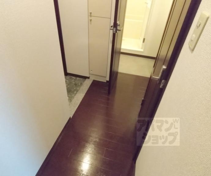 【プラネシア星の子山科三条】間取