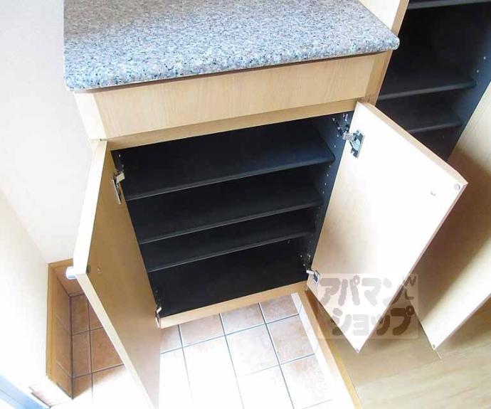 【ソレアード山階】間取