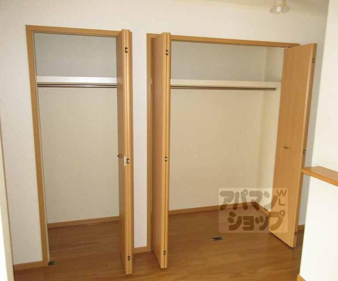 【ソレアード山階】間取