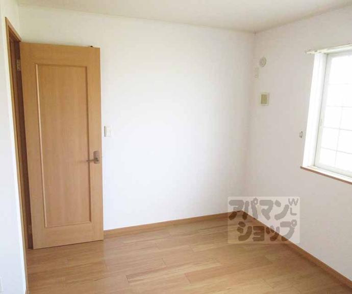 【ソレアード山階】間取