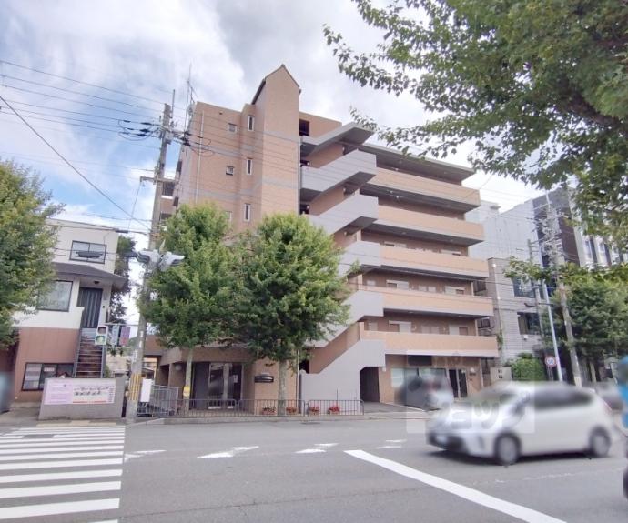 【リヴァーウエスト西野山】間取
