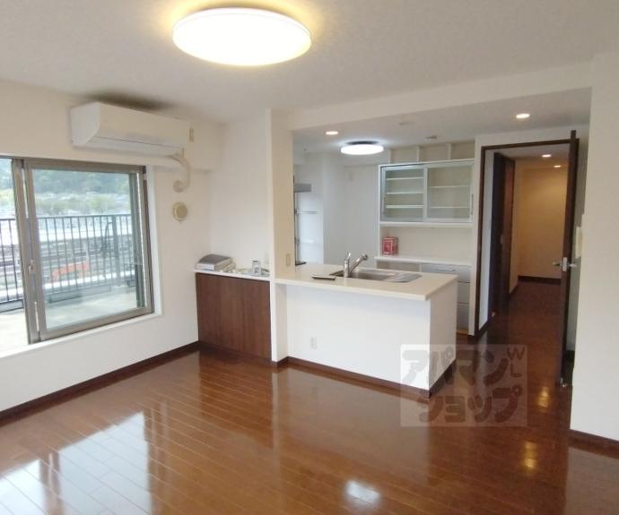 【アメニティ山科駅前】間取