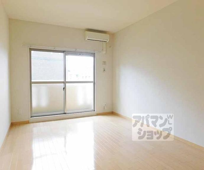 【ロジュマン・カマラード】間取