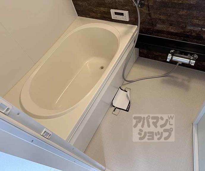 【シャーメゾン　ソレイユルヴァン】間取