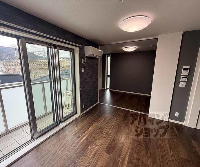 【シャーメゾン　ソレイユルヴァン】間取