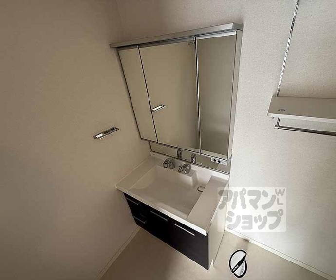 【シャーメゾン　ソレイユルヴァン】間取