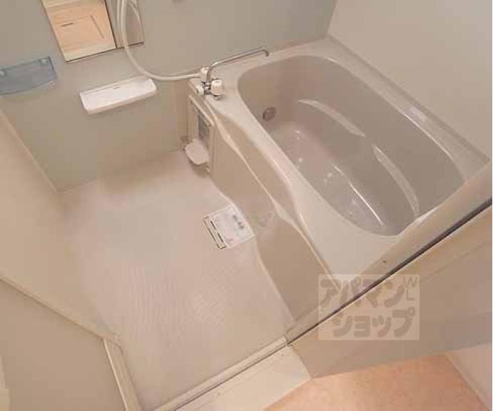 【デ・ラ・プレミール】間取