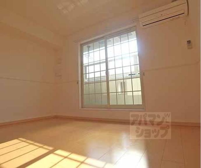 【デ・ラ・プレミール】間取