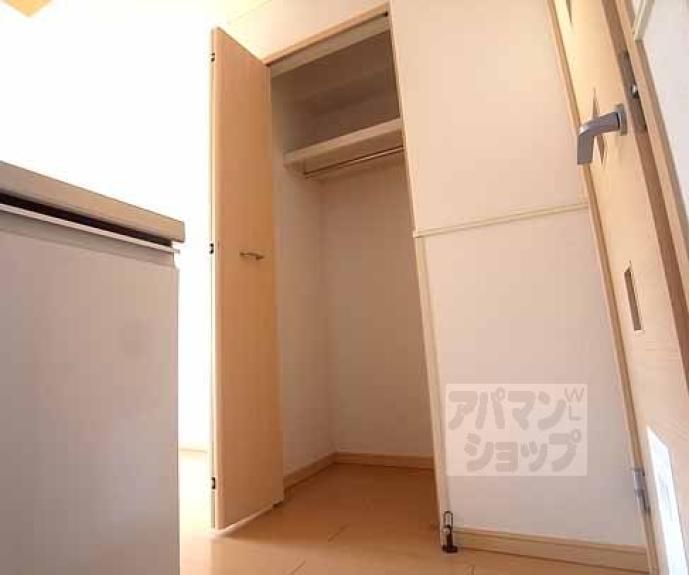 【デ・ラ・プレミール】間取