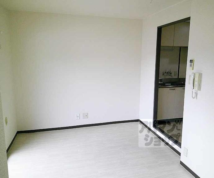 【サンガーデン山科】間取