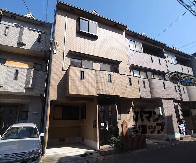 勧修寺東栗栖野町貸家