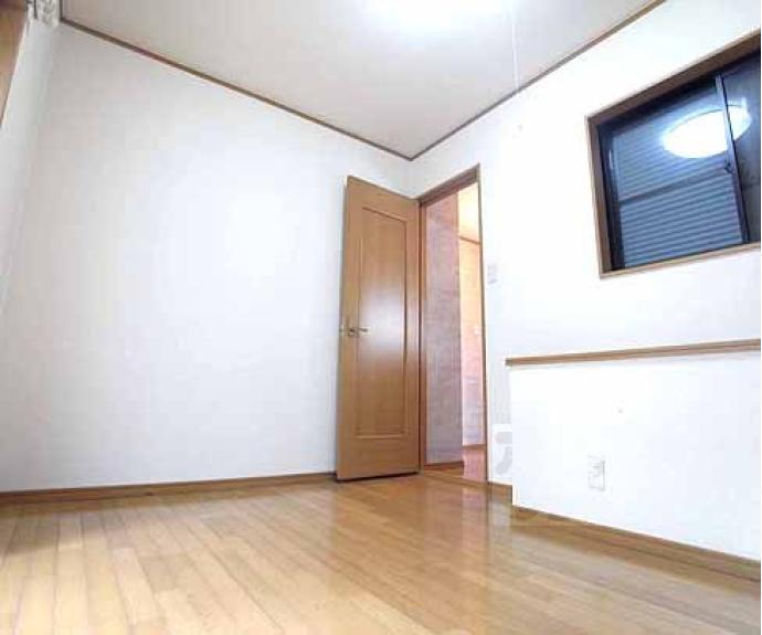 【勧修寺東栗栖野町貸家】間取