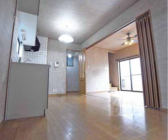 【勧修寺東栗栖野町貸家】間取